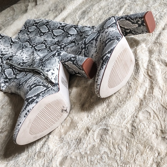 SOLD - Picture 5 of 5